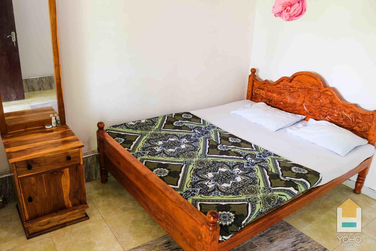 Coconut Park Bed and Breakfast Anuradhapura Exteriör bild