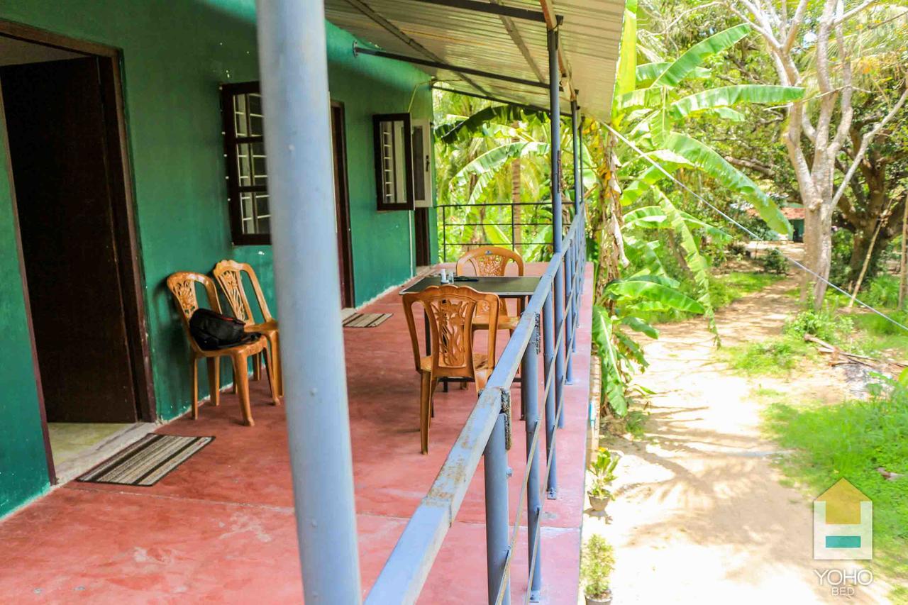 Coconut Park Bed and Breakfast Anuradhapura Exteriör bild