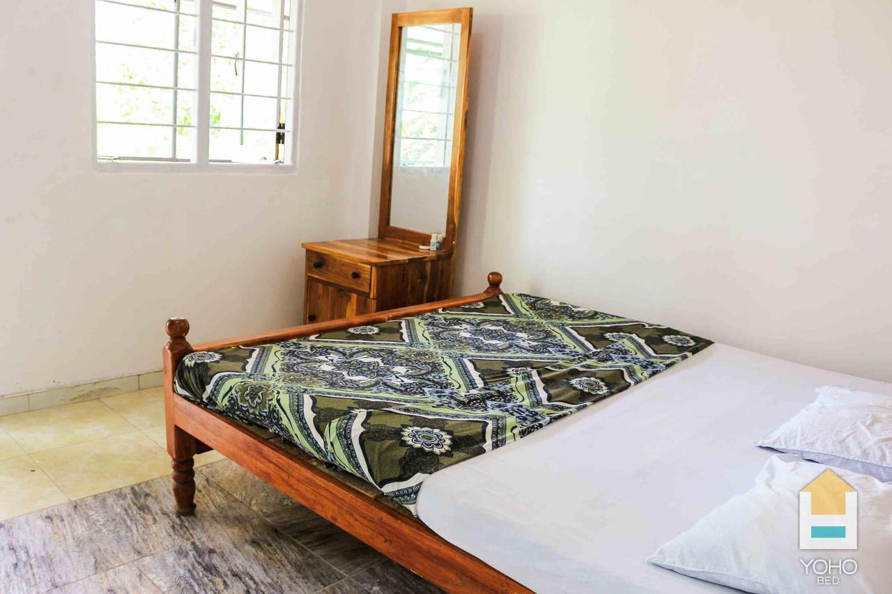 Coconut Park Bed and Breakfast Anuradhapura Exteriör bild